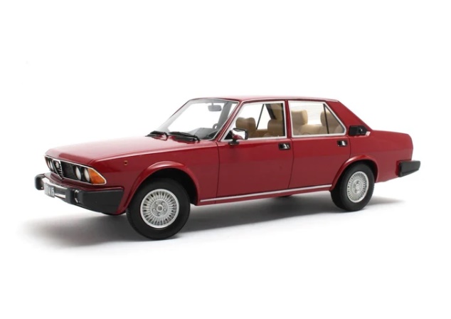 CULT SCALE MODELS 1:18 Alfa Romeo Alfa 6 2.5 - 1979-1983 (red) CML239-1