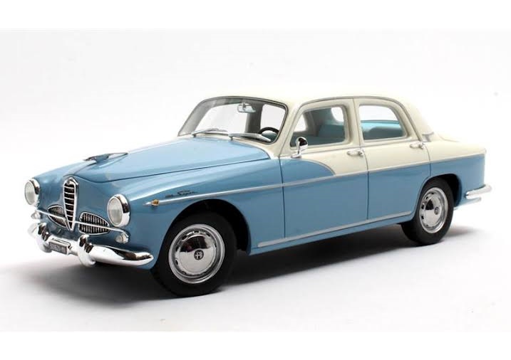CULT SCALE MODELS 1:18 Alfa Romeo 1900 S. Berlina - 1958 (blue / white) CML162-1