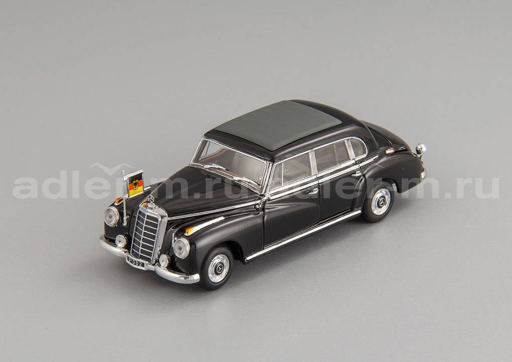 MINICHAMPS 1:43 Mercedes-Benz 300 B (W186 II) "Konrad Adenauer" - 1955 436039000