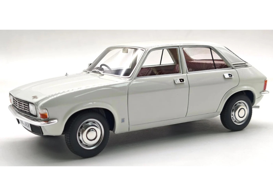 CULT SCALE MODELS 1:18 Austin Allegro Glacier - 1973 (white) CML145-1