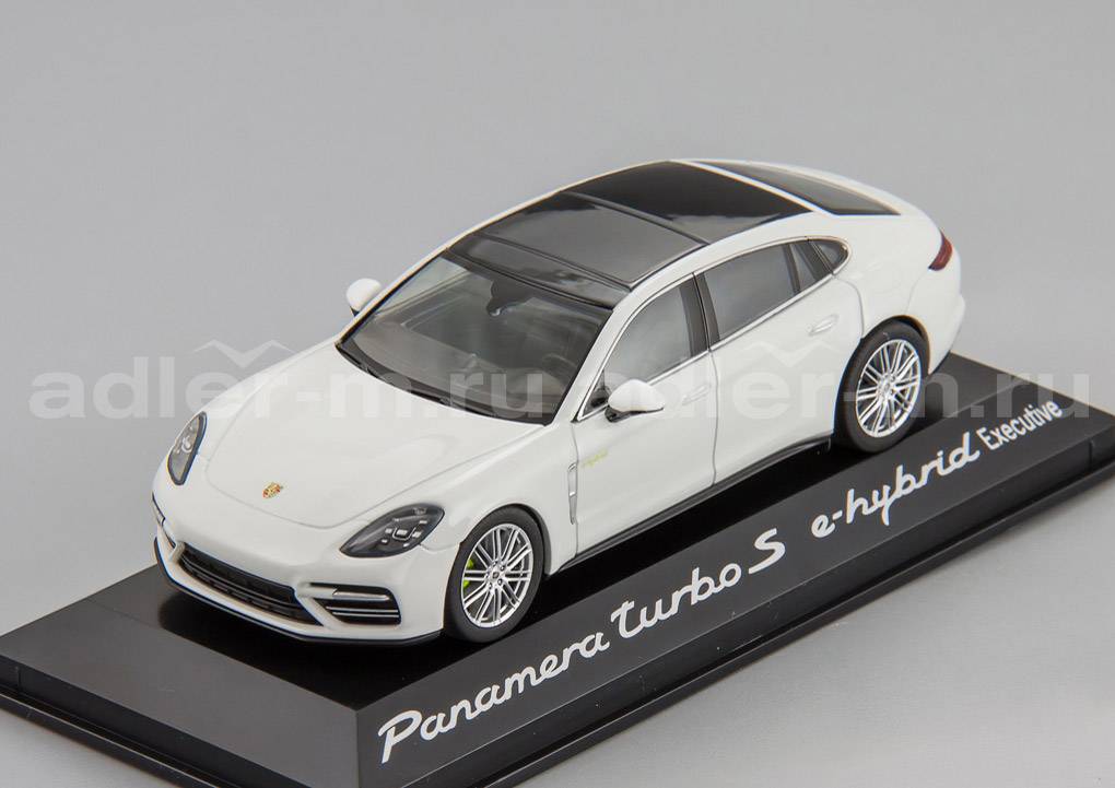 HERPA 1:43 Porsche Panamera Turbo S E-Hybrid Executive G2 (white) WAP0207540H