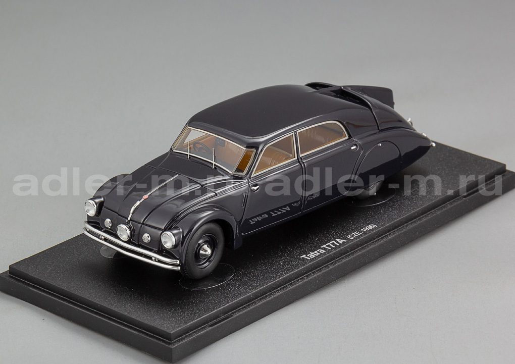 AUTOCULT 1:43 Tatra T77A (1935) (blue-black) ATC60118