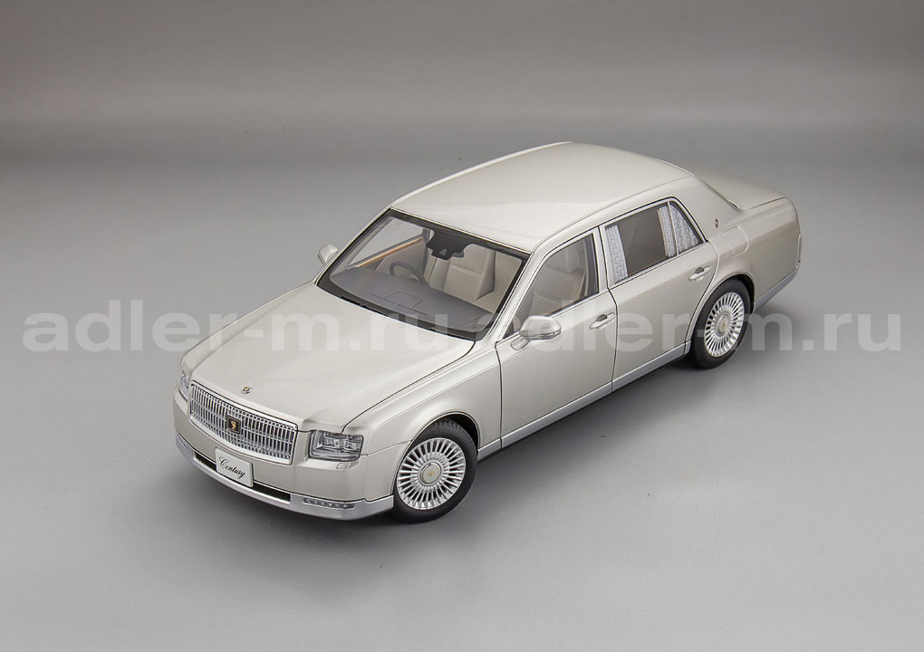 AUTOART 1:18 Toyota Century (with curtain) (silver) 78770