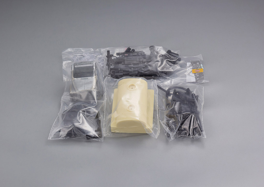 DIP MODELS 1:43 Набор деталей для сборки модели АЦПТ-3,3-(53А) - 1973 г. 505307