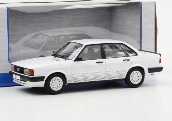 MCG 1:18 Audi 80 (B2) - 1978 (white) MCG18527