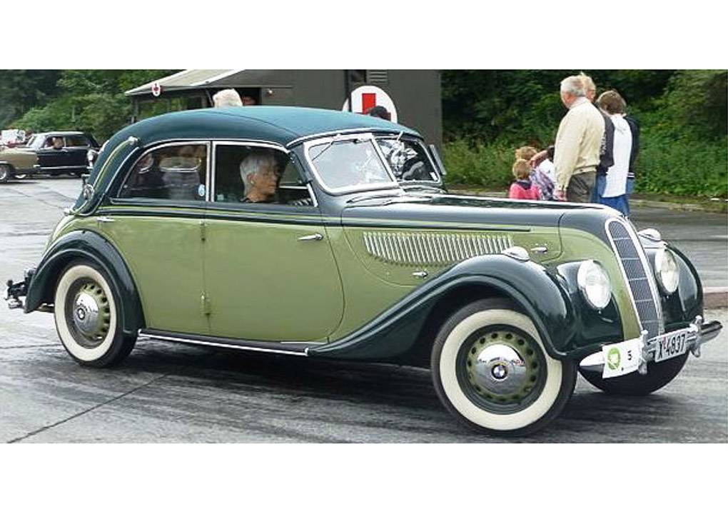 ESVAL MODELS 1:43 BMW 335 Cabriolet D closed roof 1939 (2-tone green) EMGEBMW431B