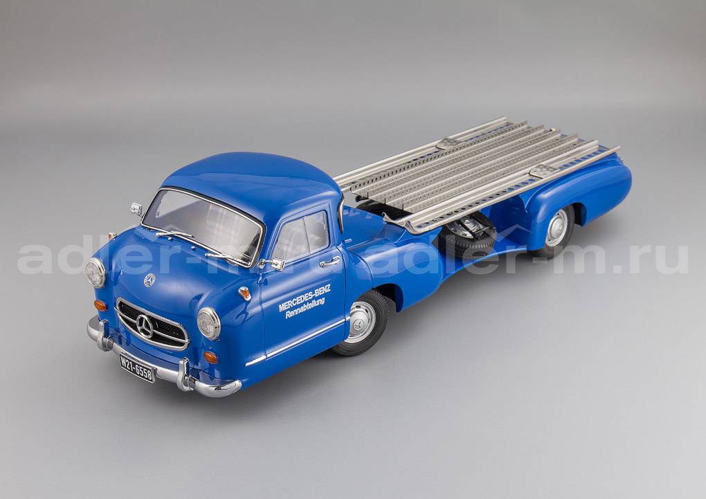 iScale 1:18 Mercedes-Benz Renntransporter "Das blaue Wunder" 11800 0000 006