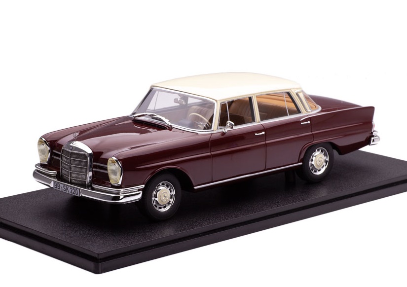 CULT SCALE MODELS 1:18 Mercedes-Benz 220SE W111 - 1959-1965 (red/white roof) CML151-2