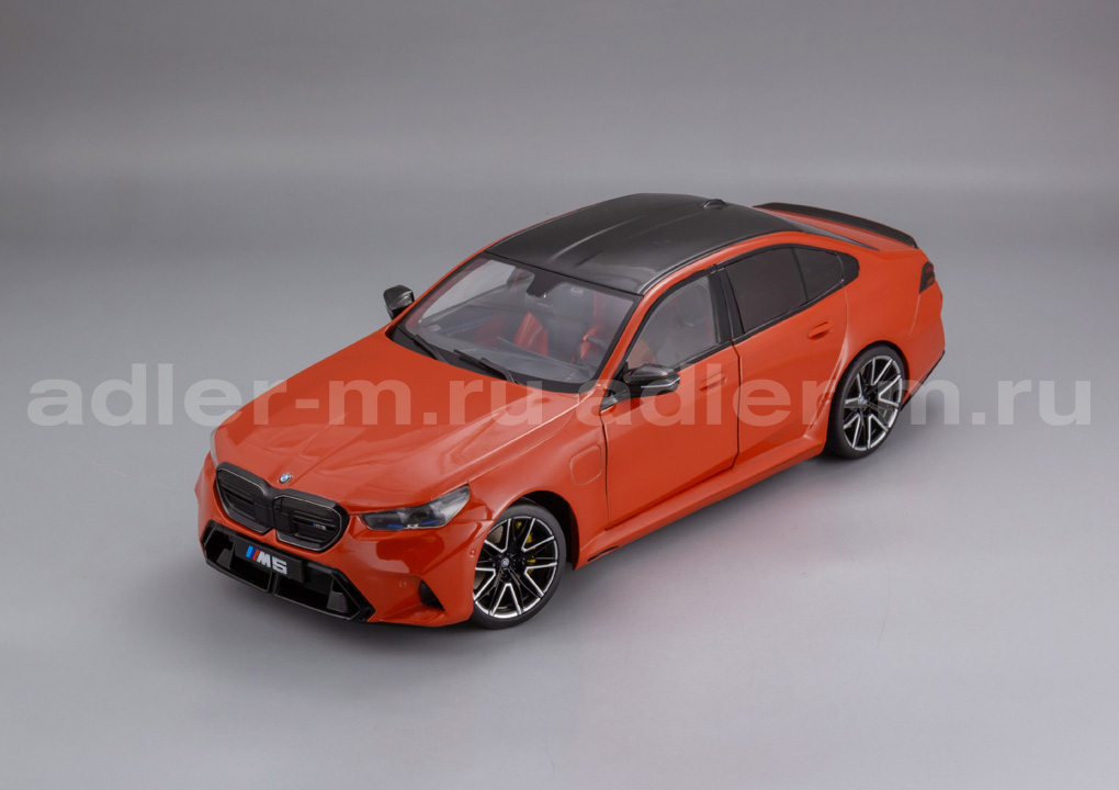 SOLIDO 1:18 BMW M5 - 2025 (fire red) S1814702