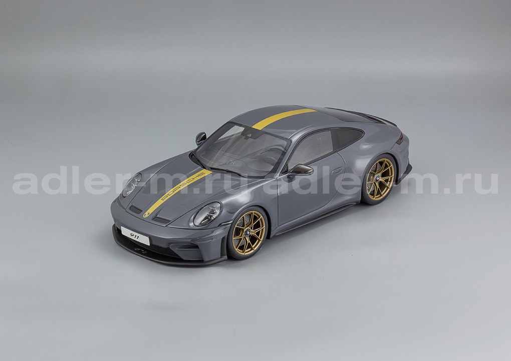 GT SPIRIT 1:18 Porsche 911 [992.2] GT3 Touring - 2025 (grey) GT577