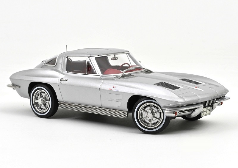 NOREV 1:18 Chevrolet Corvette C2 Sting Ray Coupe - 1963 (Sebring Silver) 189052