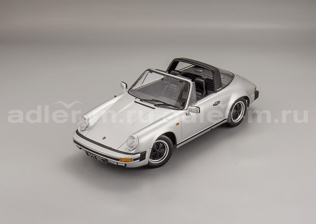 KK SCALE 1:18 Porsche 911 SC Targa with extra Hardtop -1983 (silver) KKDC180842