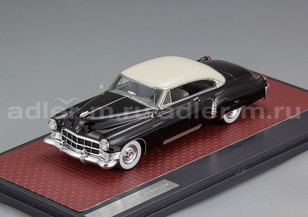 MATRIX 1:43 Cadillac Coupe De Ville Show Car - 1949 (white/black) MX50301-072