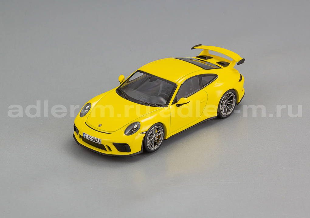 MINICHAMPS 1:43 Porsche 911 GT3 - 2017 (yellow) 410066029