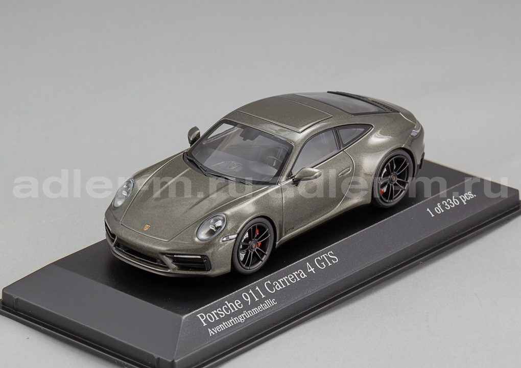 MINICHAMPS 1:43 Porsche 911 (992) Carrera 4 GTS - 2019 (green) 410063001