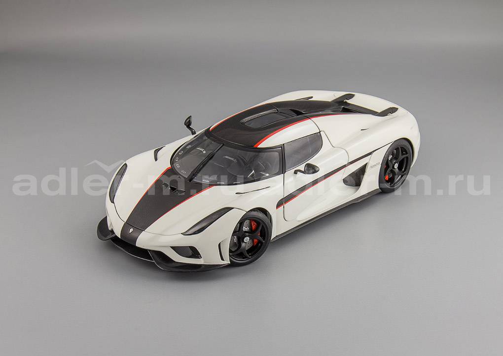 AUTOART 1:18 Koenigsegg Regera 2016 (white / black) 79027