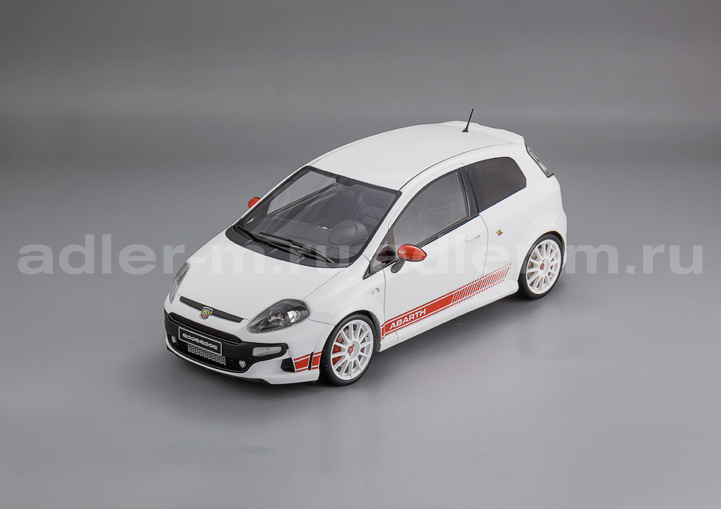 OTTO MOBILE 1:18 Fiat Punto Abarth Esseesse - 1949 (white) OT460