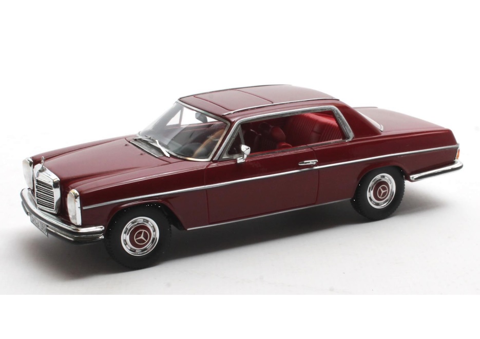 MATRIX 1:43 Mercedes-Benz 250 C (W114) /8 - 1968 (dark red) MX11302-243