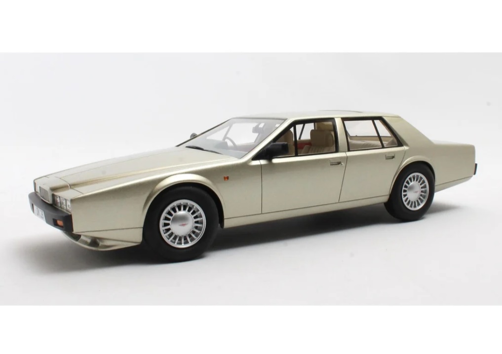 CULT SCALE MODELS 1:18 Aston Martin Lagonda Serie IV - 1988-1990 (ice green) CML153-1