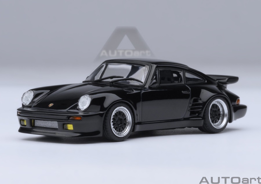 AUTOART 1:64 Porsche 911 (930) Turbo Wangan Midnight "Black Bird" (comic #1 version) 20636