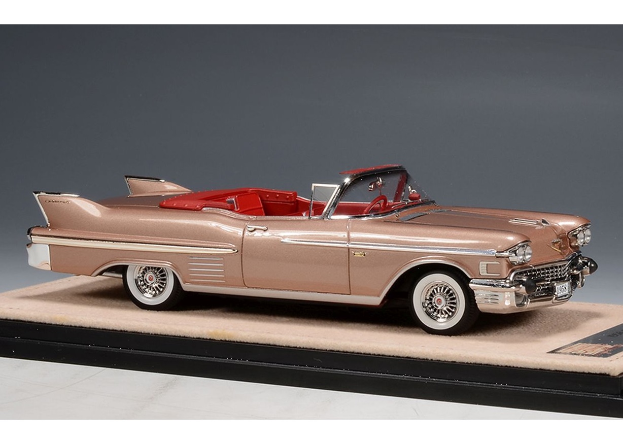 GLM + STAMP MODELS 1:43 Cadillac Series 62 Кабриолет (открытый) - 1958 (Desert Gold Poly) STM58306