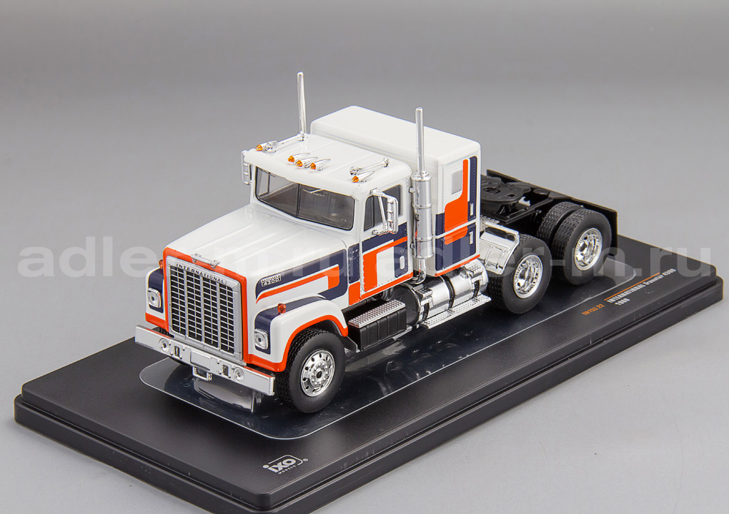 IXO 1:43 International Transtar 4300 - 1980 (white) TR153