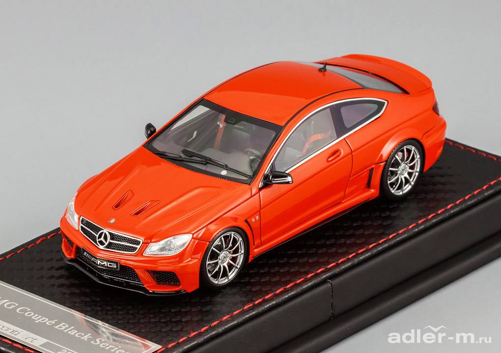 FRONTIART  1:43 Mercedes-AMG C 63 Black Series (red) F032-06