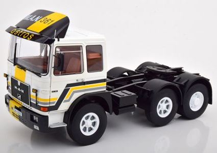 ROAD KINGS 1:18 MAN F8 22.361 - 1978 (white/yellow) RK180111