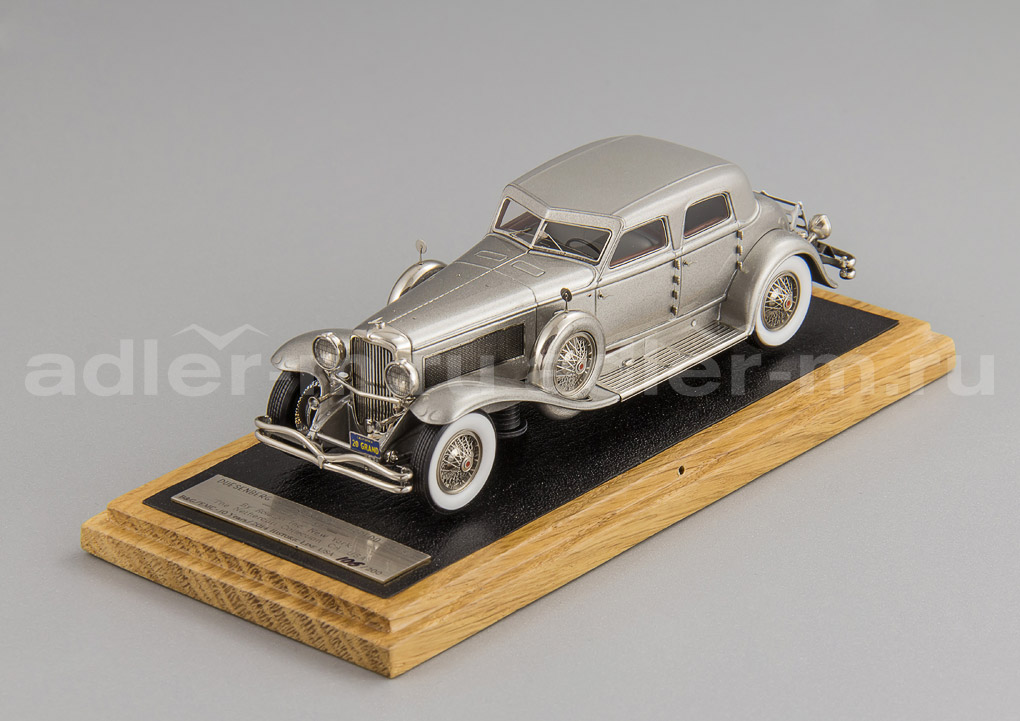 EMC (В. ПИВТОРАК) 1:43 Duesenberg SJ Arlington Torpedo Sedan 1933 Ch.#2539 B&G HL-9