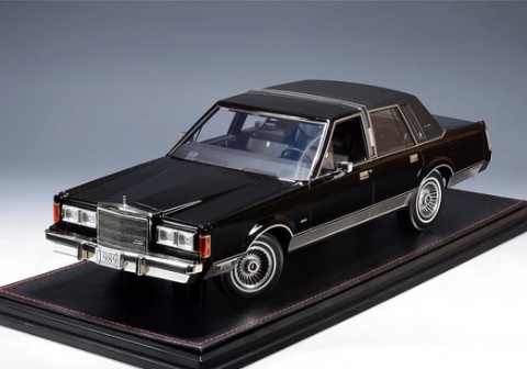 GLM + STAMP MODELS 1:18 Lincoln Town Car Signature Series - 1989 (Black) GLM181003