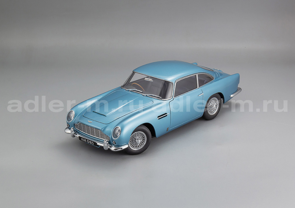 AUTOART 1:18 Aston Martin DB5 - 1964 (caribbean pearl/blue) 70288