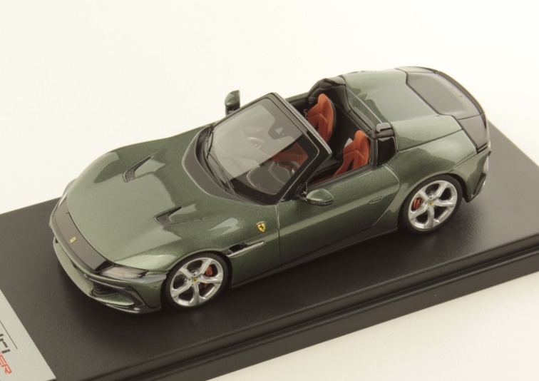 LOOKSMART 1:43 Ferrari 12 Cilindri Spider (Verde Toscana) LS556A