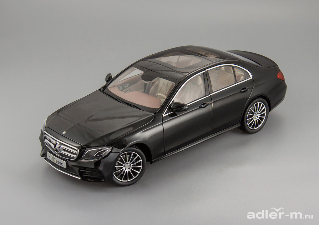 iScale 1:18 Mercedes-Benz E-Class W213 Limousine "AMG Line" (black) B66960380