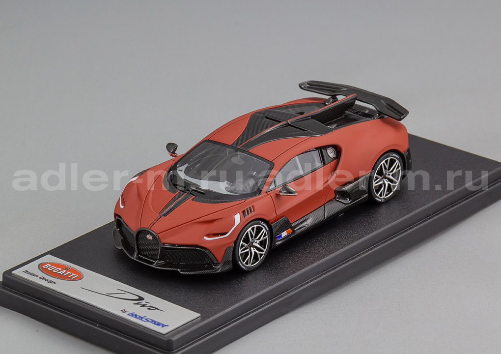 LOOKSMART 1:43 Bugatti Divo (italian red matt) LS497E