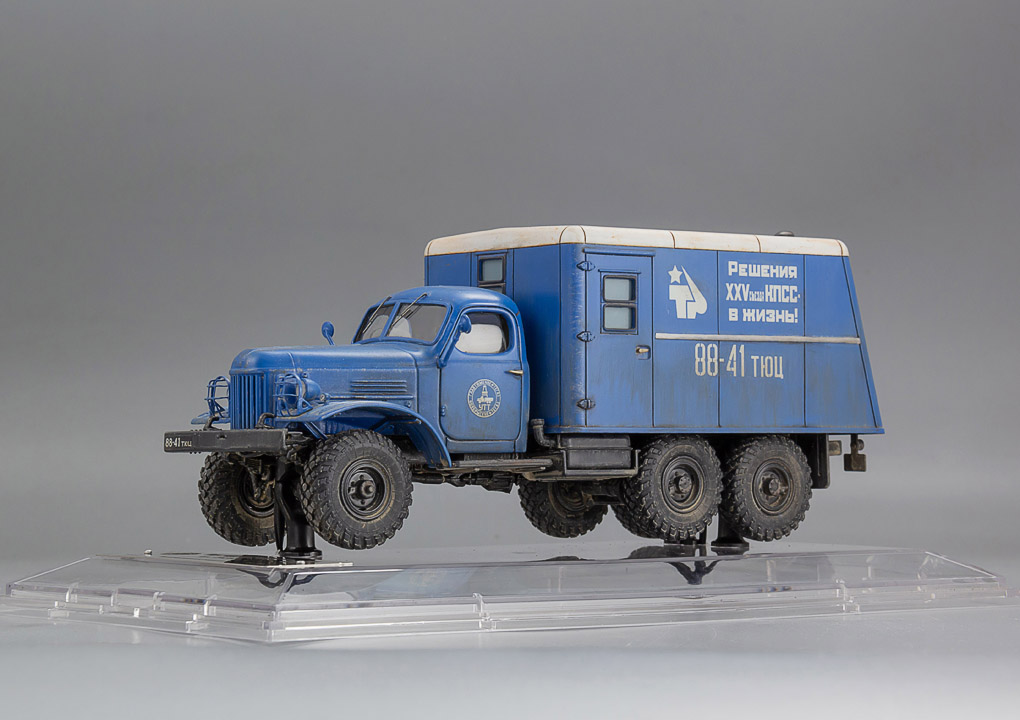 DIP MODELS (UMI) 1:43 Каротажный Подъемник СКП - 3000 (157) - 1978 г. U43124
