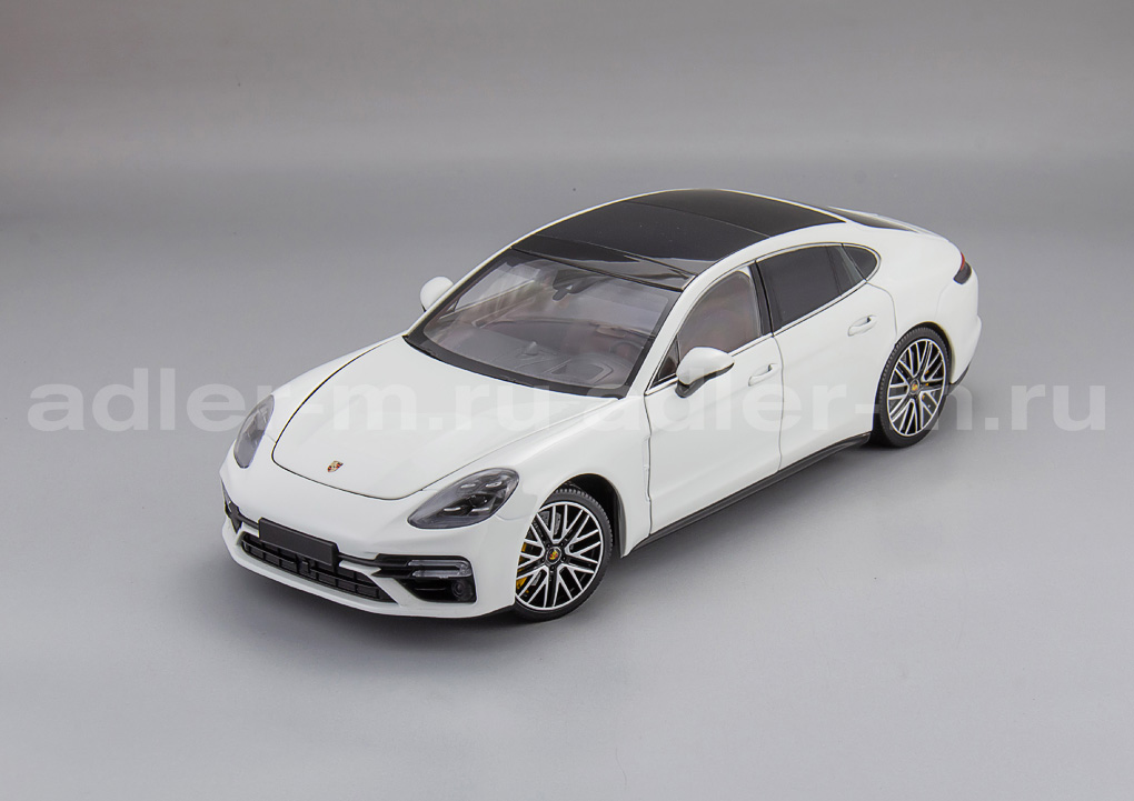 MINICHAMPS 1:18 Porsche Panamera Turbo S - 2020 (white met) 113061074