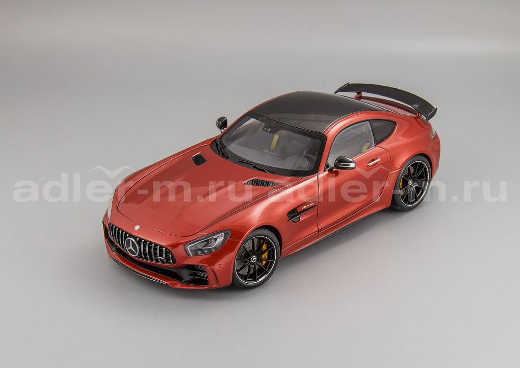 AUTOART 1:18 Mercedes-AMG GT-R - 2017 (red) 76331