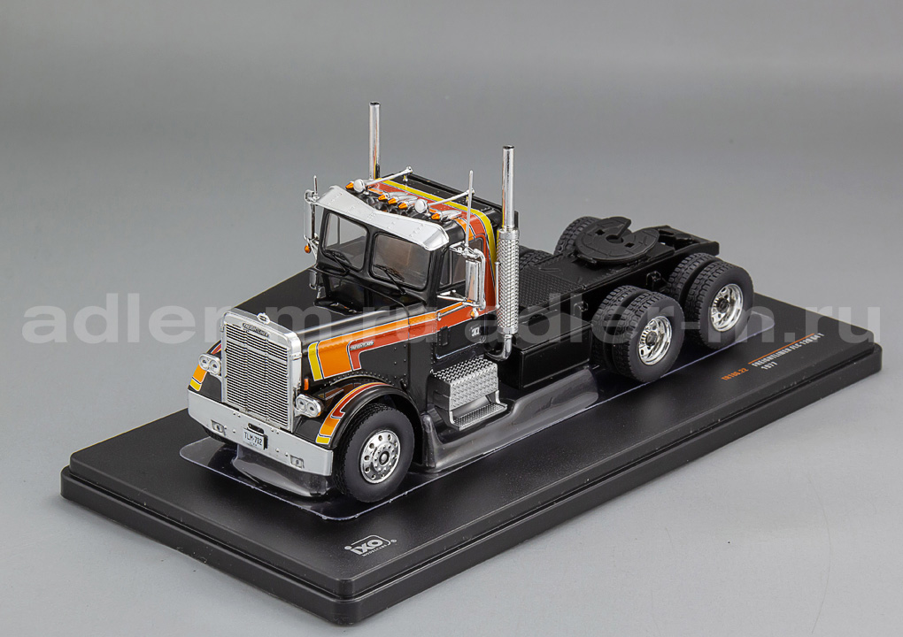 IXO 1:43 Freightliner FLC 120 64 T - 1977 (black) TR186