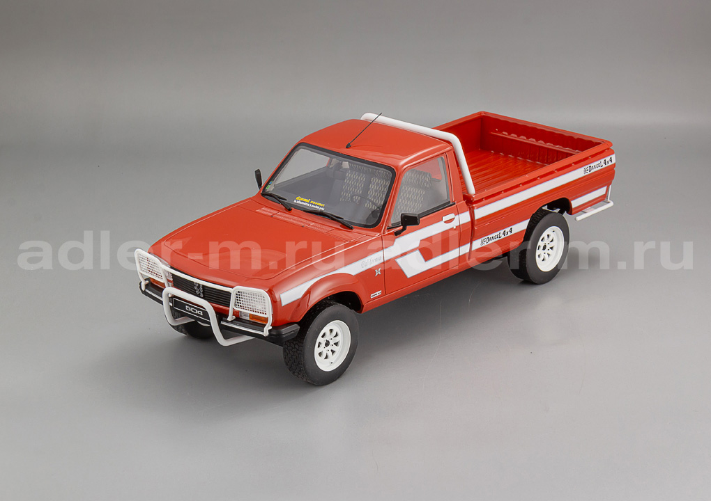 OTTO MOBILE 1:18 Peugeot 504 Pick Up Dangel (red/white) OT436