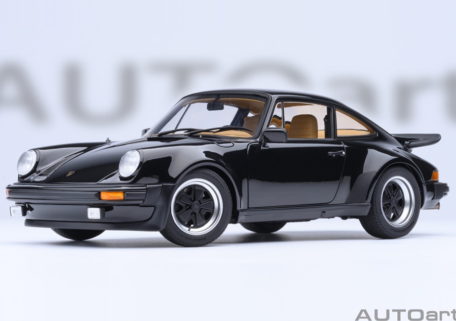 AUTOART 1:18 Porsche 911 (930) Turbo 3.0 (black) 78111