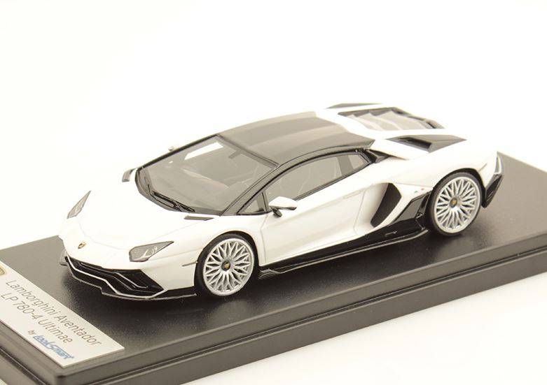 LOOKSMART 1:43 Lamborghini Aventador Ultimae (bianco isi) LS525B