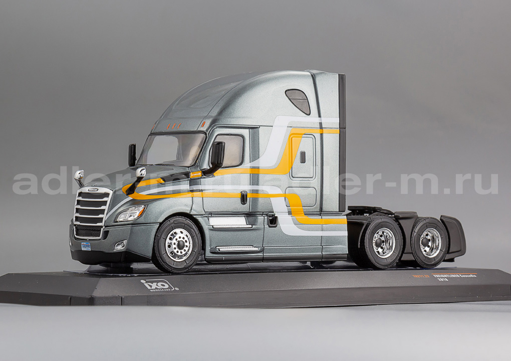 IXO 1:43 Freightliner Cascadia - 2018 (grey) TR211