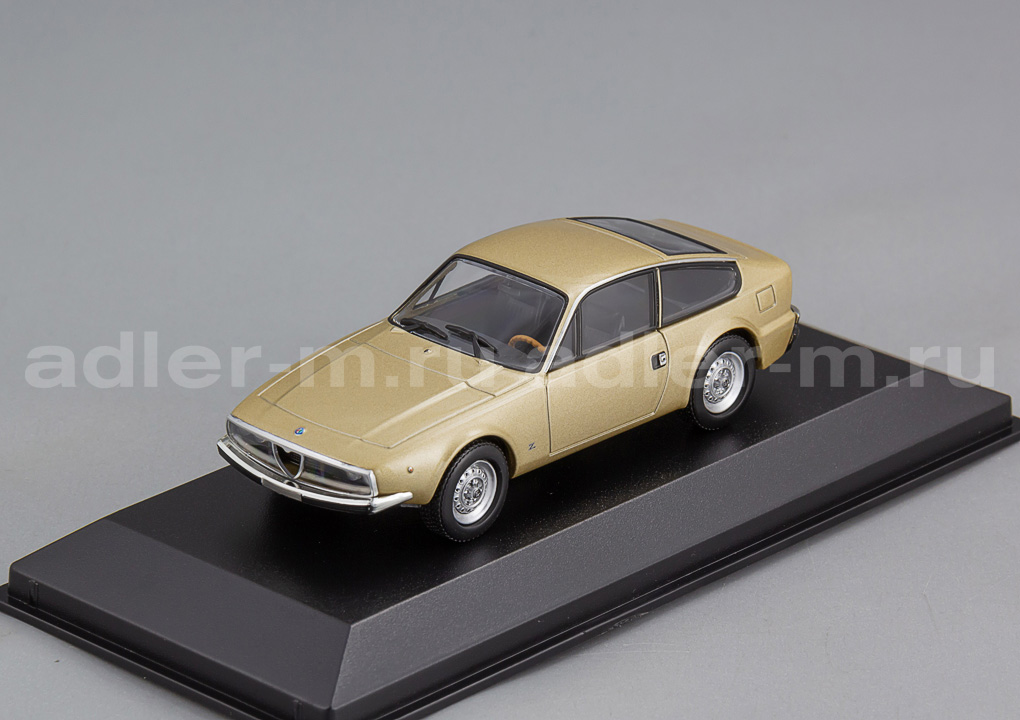 MINICHAMPS (MAXICHAMPS) 1:43 Alfa Romeo 1600 Junior Z - 1972 (gold) 940120720