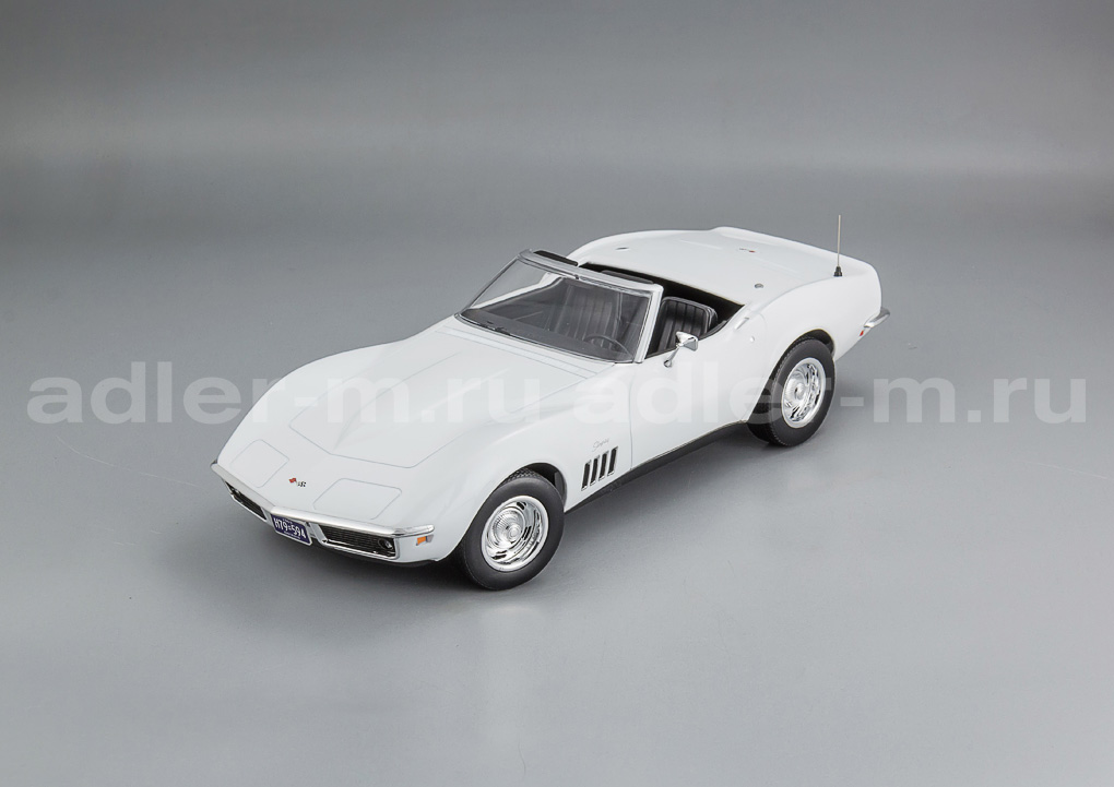 NOREV 1:18 Chevrolet Corvette C3 Convertible - 1969 (white) 189038