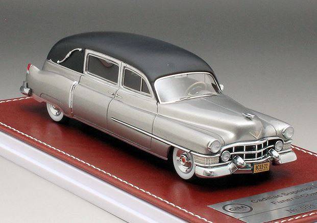GLM (GIM) 1:43 Cadillac Landaulet Hearse - 1951 (silver) GIM032A