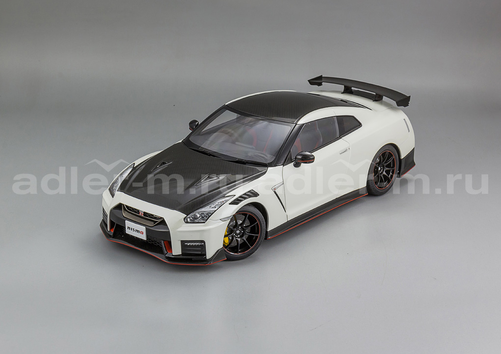 AUTOART 1:18 Nissan GT-R (R35) NISMO 2022 Special edition (brilliant white pearl) 77501