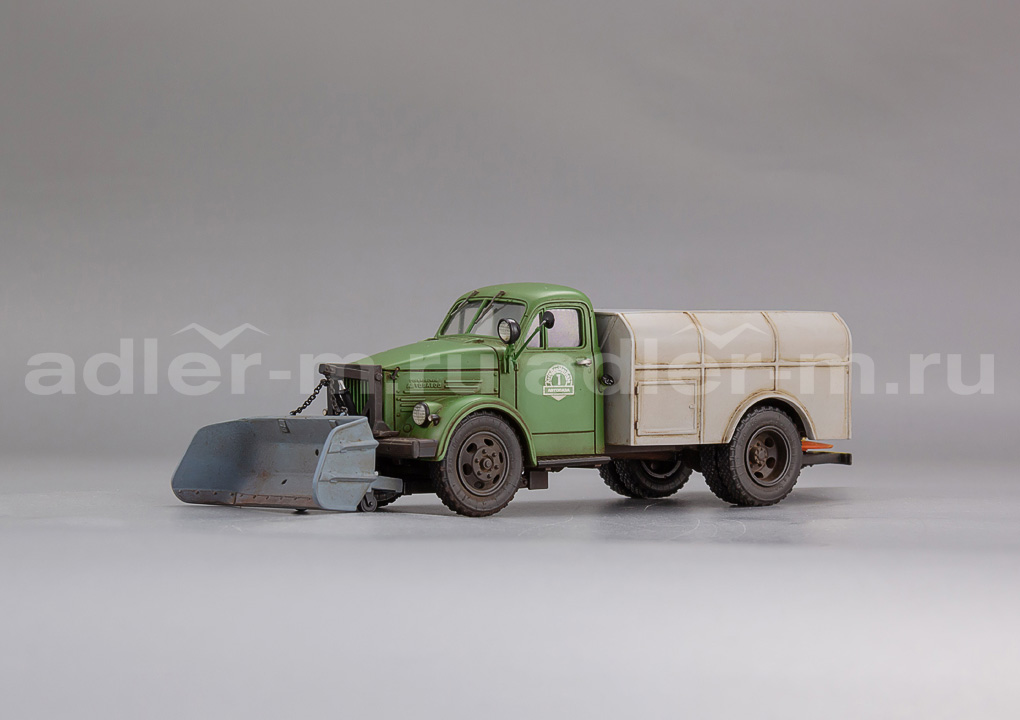 САРЛАБ 1:43 ПД-4М на шасси Горький 51, с совком для уборки снега (зеленый/серый, со следами экспл.) SL-237-4-3