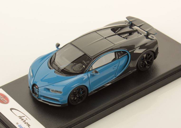 LOOKSMART 1:43 Bugatti Chiron Sport (grey carbon / French racing blue) LS490B