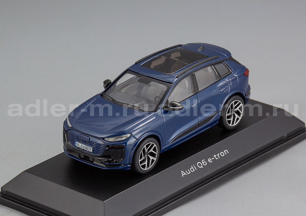 SPARK 1:43 Audi Q6 e-tron - 2024 (ascari blue) 5012326632