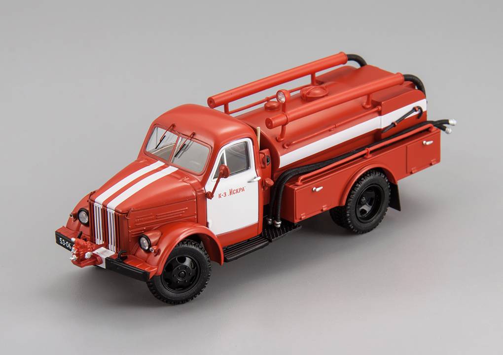 DIP MODELS 1:43 Горьковский автомобиль АЦУ-20(51)-60 «Колхоз «Искра» 105131